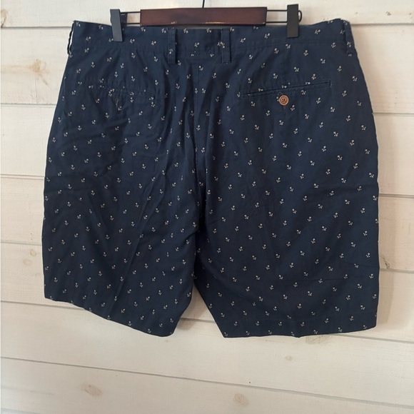 J Crew Men's Gramercy Anchor
Print Chino Short • 9" Inseam - Picture 7 of 8